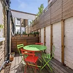 Charming Victorian Notting Hill