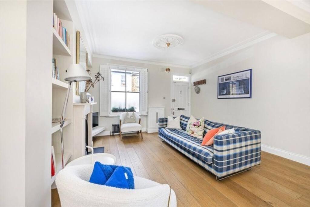 Charming Victorian Notting Hill Londra