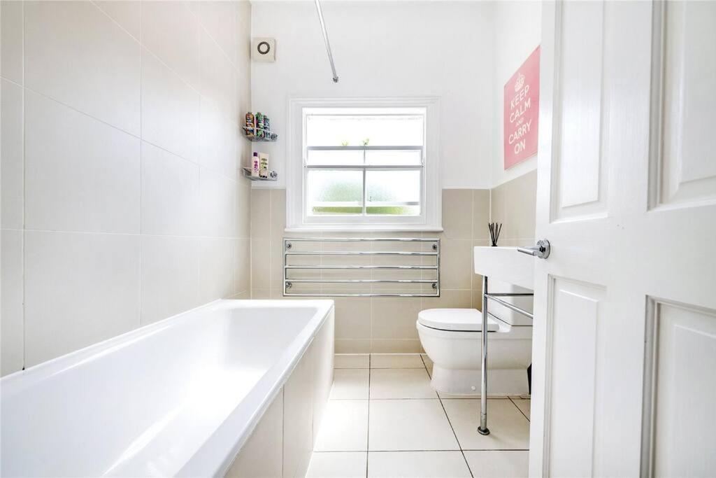 Charming Victorian Notting Hill Londra